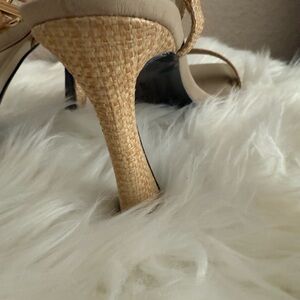 Karl Lagerfeld Beige Textured Heels